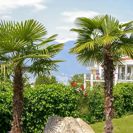 Apartment Apartment Residenza Miralago Apt- B15 By Interhome *